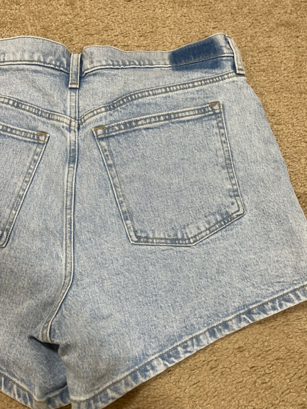 Abercrombie & Fitch 4’ Mom High Rise Light Blue Denim Jean Shorts - Picture 11 of 12